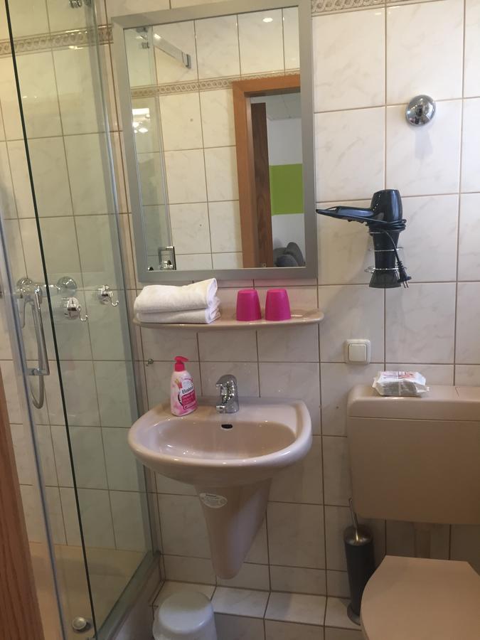 Bed And Breakfast - Rheingauer Hof Oestrich-Winkel Εξωτερικό φωτογραφία